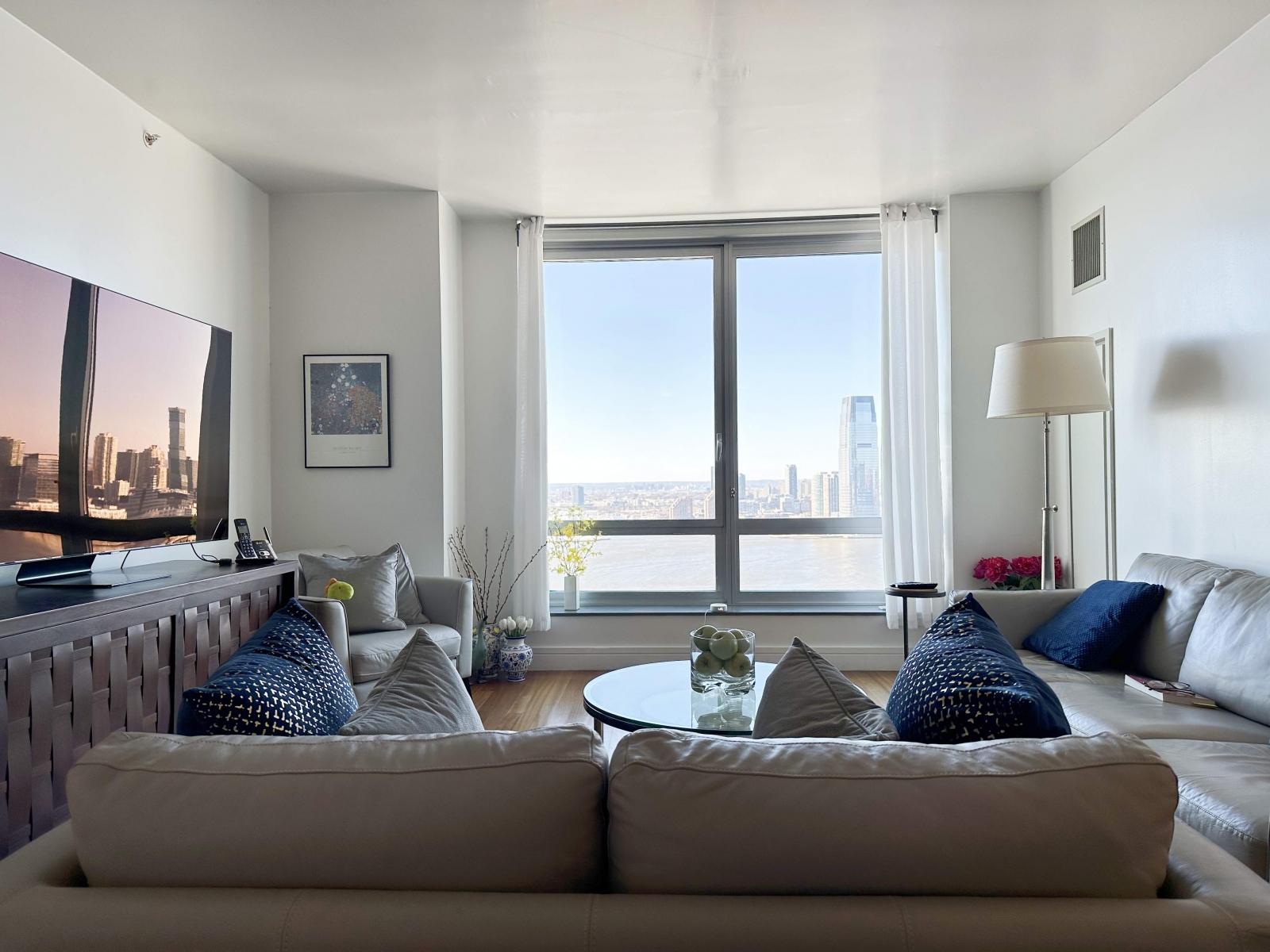 MT31G Millennium Towers
